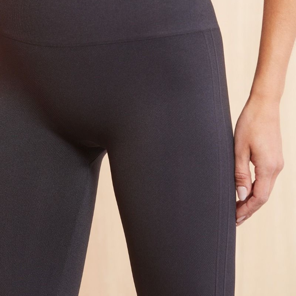 SPANX Look At Me Now Womens Seamless Shaping Crop